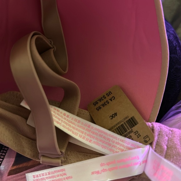 PINK WEAR EVERYWHERE
WEAR EVERYWHERE PUSH-UP BRA - Picture 2 of 4
